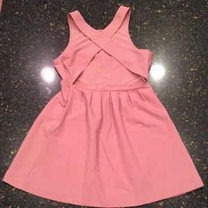 Cross-cross back pink dress
